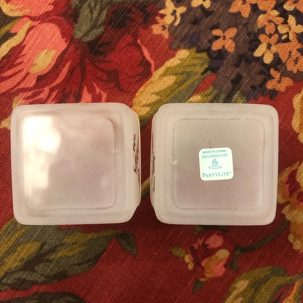 Partylite Frosted Glass Square Votive Holders Set with Leaf Motif - White - Picture 3 of 5